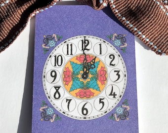 8 Holiday Gift Tags: Clock