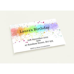 Tarjetas de invitación de cumpleaños personalizadas con diseño de arcoíris: impresionante diseño de acuarela, paquete de 10