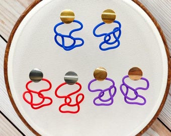 Chic Rubber 2 - blue, purple and red for the assertive - lightweight stainless steel and rubber earrings, modern and original