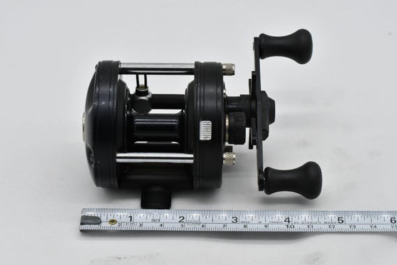 【美品】AbuGarcia Ambassadeur FIVE Abu Garcia Ambassadeur FIVE Baitcast Reel Made in Sweden