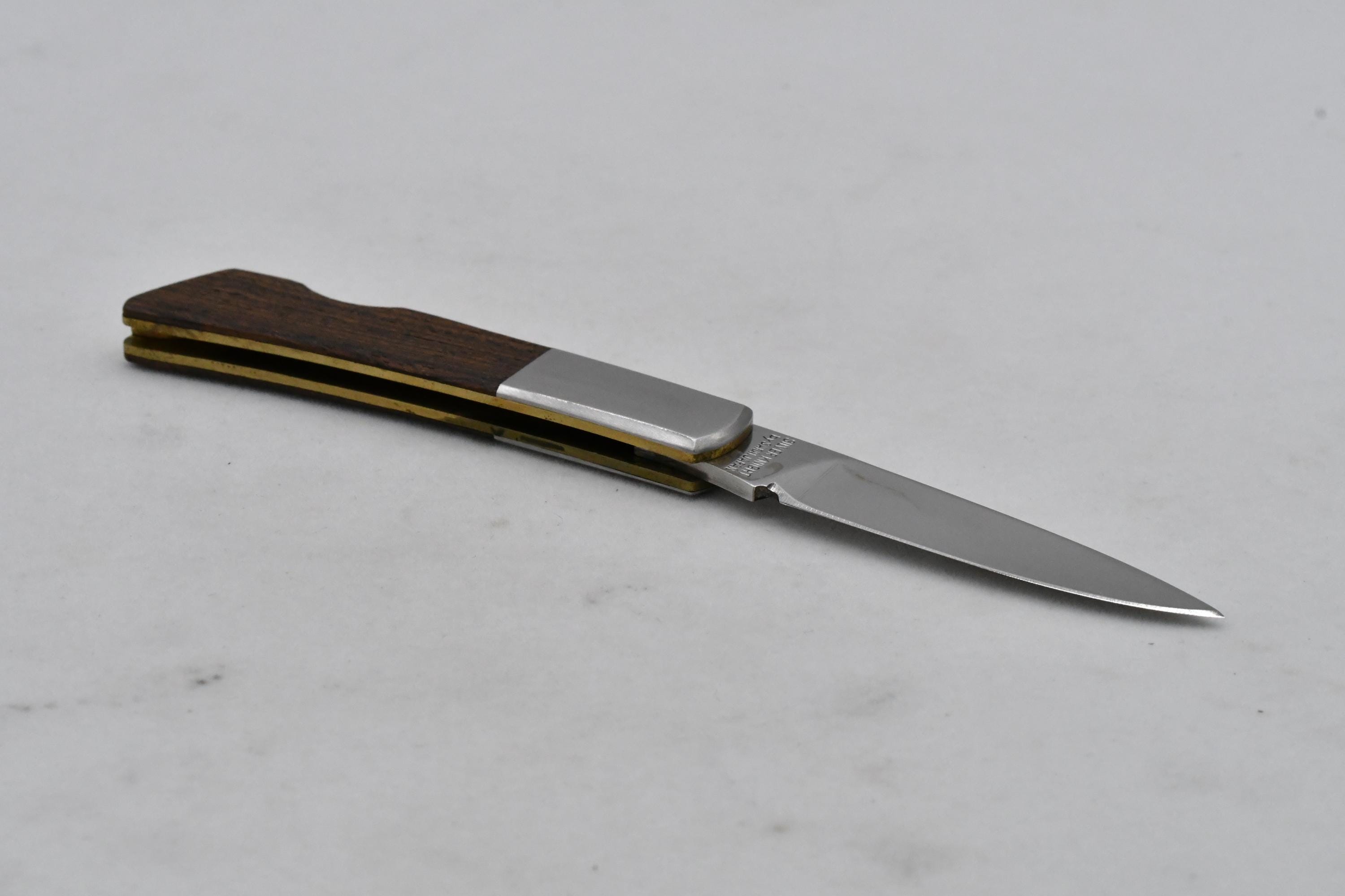 Vintage Gerber Silver Knight 250A Wood Lockback Folding Knife 7611 