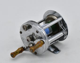 South Bend No 450-B Made In USA Fishing Reel With Original Box & Brochure