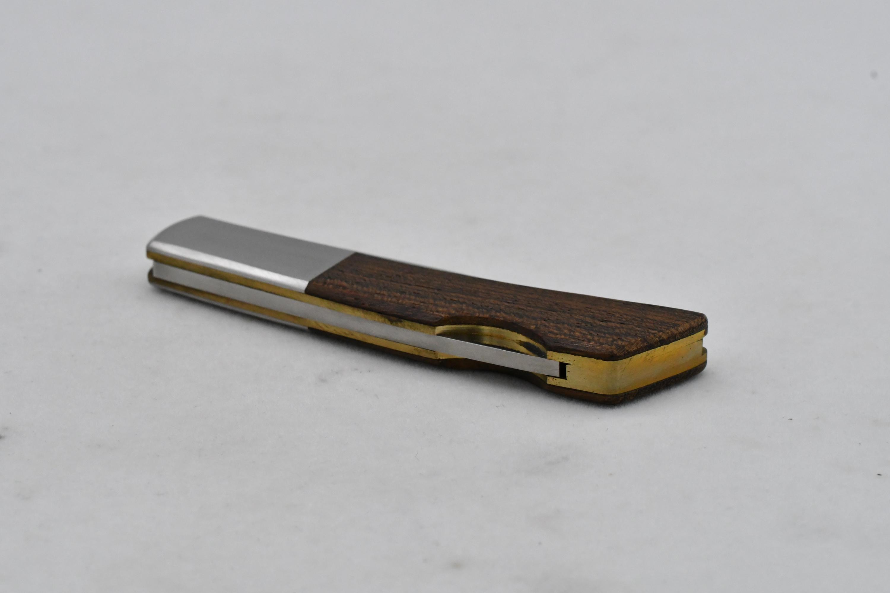 Vintage Gerber Silver Knight 250A Wood Lockback Folding Knife 7611