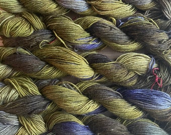 800 yards of pure wool yarn in sport weight, 5 skeins, 9 oz. hand dyed olive and purple