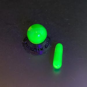 2 pièces en verre terp marbre pilule nacre en verre d'uranium réactif aux UV citrine