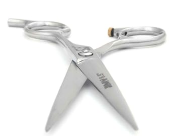 プロ仕様の理髪用ハサミ：5.5インチのステンレススチール製ヘアカット