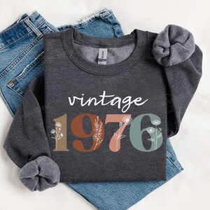 50th Wildflower Shirt, Personalized Vintage 1976 Sweatshirt, 50th Birthday Gift, 50th Birthday Women, 50th Birthday Friend,1976 Birthday Tee image 5