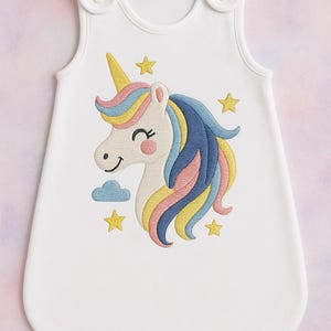 Unicorn Embroidery Design - 3 sizes - Cute Unicorn for kids, digital embroidery file for embroidery machine, for Pillow & T-shirt