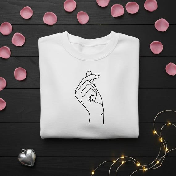 Korean Finger Heart PNG, K-Pop Love Sign (Digital Download)