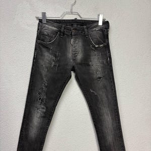 Dsquared2 Be Cool Be Nice mens jeans size EU 48 / W 32