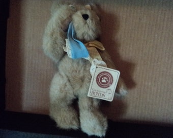 Vintage Boyd's Bear plush 8 1/2 inch Tan in color baby blue security lace trim blanket hairbow with button