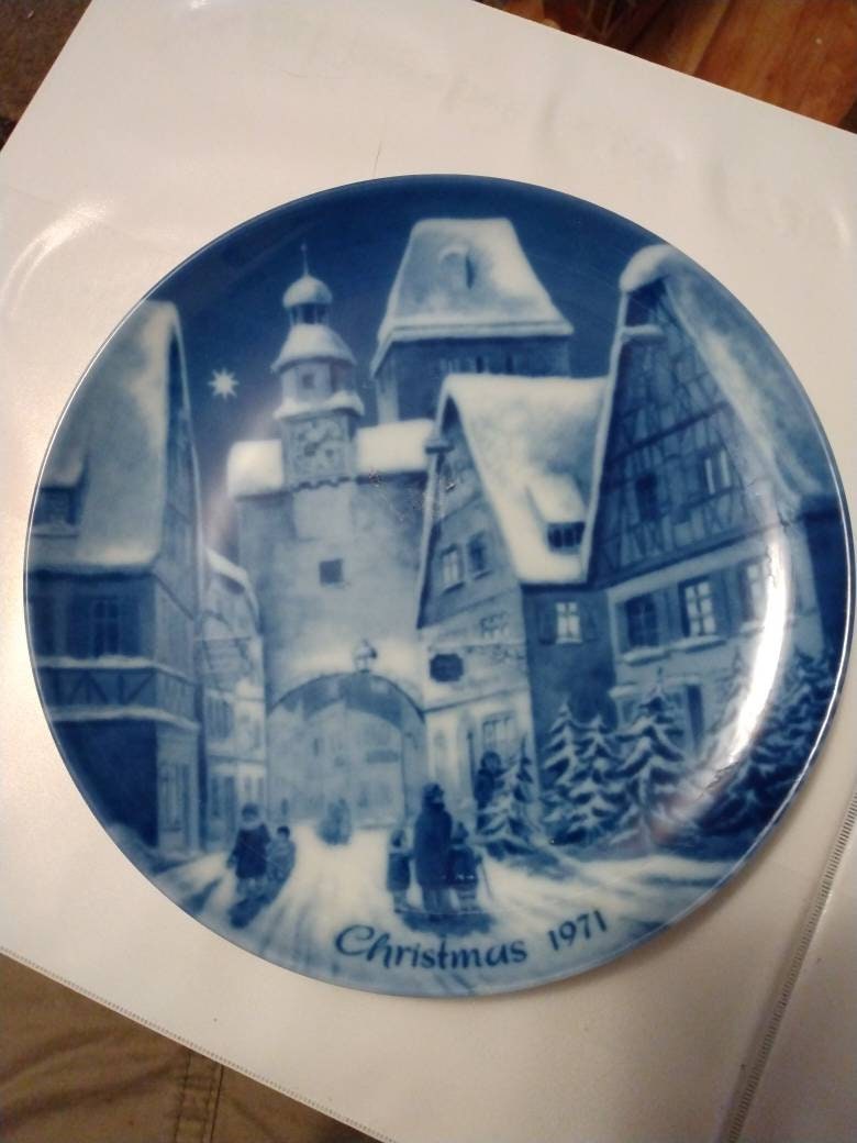 German Christmas Plate Berlin Design 1971 Rothenburg En Jauber Genuine