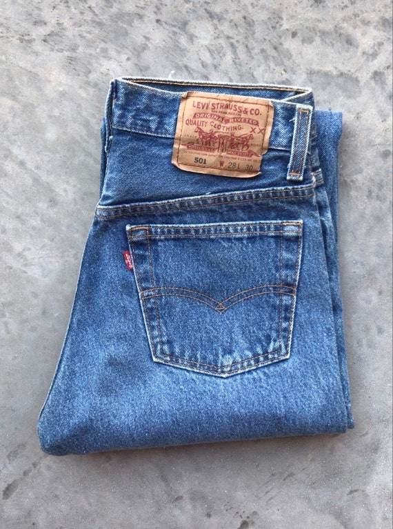 Levi 501 Vintage Medium Wash High Waist Unisex Jea