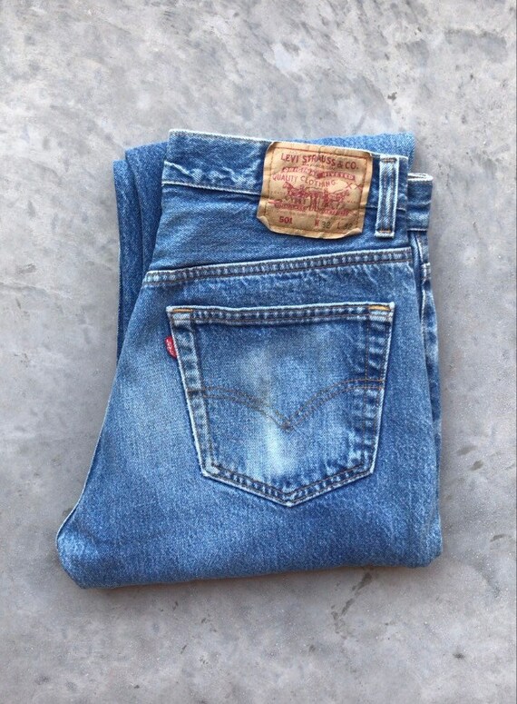 Vintage Levi 501 Unisex Denim Jeans