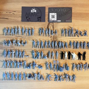 1/64 Scale Unpainted 100 Pieces Figure / Boxed