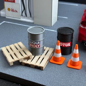 1/18 Scale Diorama Accessories