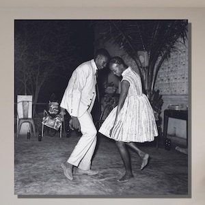 Iconic Christmas Eve Poster Art Canvas Wall Art,Malick Sidibe Poster Art Print,Home Office Decoration,Dancing Wall Art Print,Christmas Gift