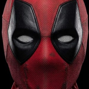Deadpool faceshell cosplay mask - Magnetic eyes!