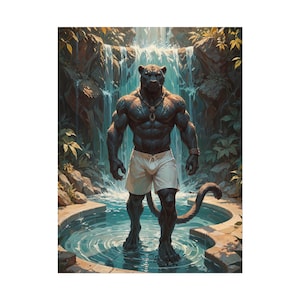 Pode incluir: Uma pantera negra musculosa está em pé em uma piscina de água. A pantera está usando uma sunga branca e tem um colar ao redor do pescoço. O fundo é uma selva exuberante com cachoeiras.