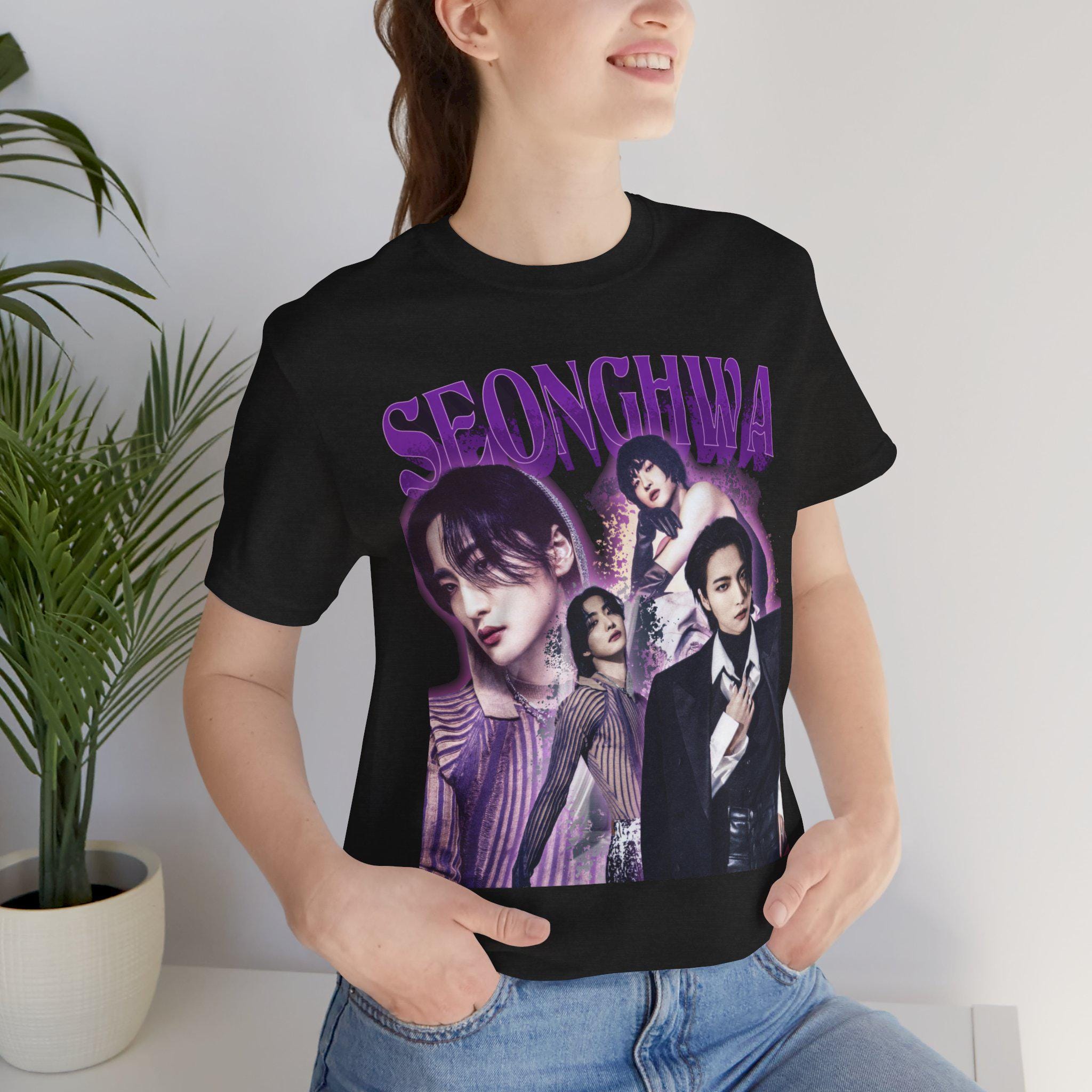 アイドル ATEEZ official Seonghwa T-shirt Amazon.com: ATEEZ Official Merch Exclusive Seonghwa T-Shirt