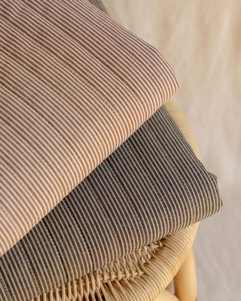 Quilted Cotton Fabric: Natural Beige Double-Sided Material image 3