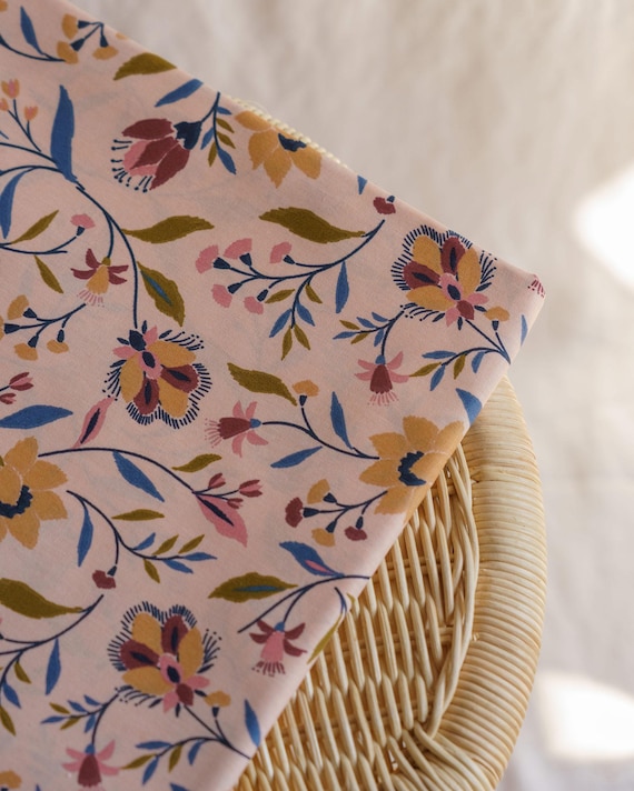 Powder Pink Floral Cotton Fabric: Lightweight Soft Material