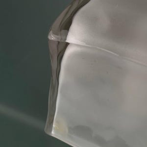 IKEA Iviken ijsblokjeslamp | Vintage Scandinavisch glas jaren 90 | Gematteerde brutalistische tafellamp | Zware geometrische gloed afbeelding 6