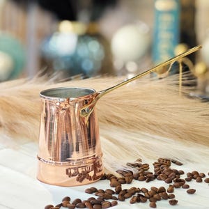 Handmade Real Copper Coffee Pot for 5 People: Modern Style