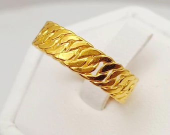 24K Yellow Gold Ring: Vintage Chinese Wedding Band, 1.9g
