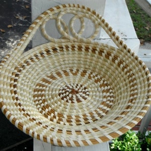 Charleston Gullah Sweetgrass Basket ( Triple Loops Fruit / Bread )