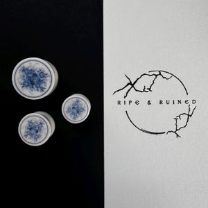 Tapones de porcelana Delft con forma de flor, doble ensanchado, veganos