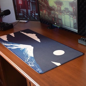 Minimalist Mount Fuji Desk Mat, Japanese Night Sky Desk Pad, Moonlit Fuji Desk Mat, Elegant Japan-Inspired Gaming Mouse Pad