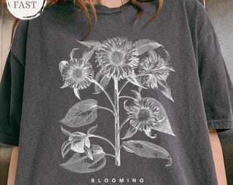 Comfort Colors®Vintage Pressed Flowers Shirt,Custom Botanical Floral Tee,Boho Cottagecore Wildflower Top,Gift For Gardener,Personalized Name