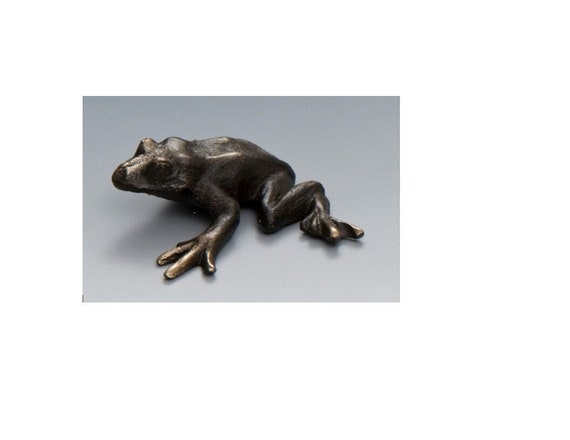 Solid Bronze Frog figurine - Item #706, amphibian sand cast