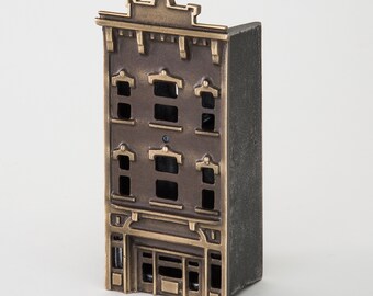 3 Story Coin Bank - Item #938