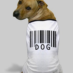 Camiseta de perro con código de barras personalizado