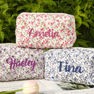 Personalized Floral Embroidered Makeup Bag,Bridesmaid Makeup Bag,Custom Name Cosmetic Bag,Monogrammed Toiletry Bag,Bridesmaid Gifts