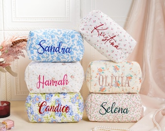Personalized Embroidered Makeup Bag,Custom Makeup Bag,Floral Cosmetic Bag,Travel Makeup Pouch,Bridesmaid Makeup Bag,Bridesmaid Gift
