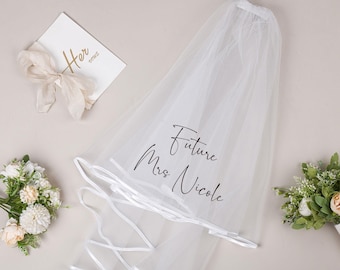 Custom Future Mrs Veil With Hair Comb,Bride Veil,Bachelorette Party Veil,Bride to Be Veil,Modern Wedding Accessories
