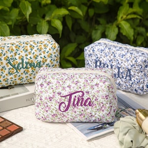 Personalized Floral Embroidered Name Makeup Bag,Monogrammed Cosmetic Bag,Beauty Bridesmaid Makeup Bag,Bridesmaid Gift,Christmas Gift