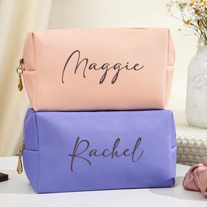 Personalisierte Brautjungfer PU-Leder-Make-up-Tasche, benutzerdefinierte Name Kosmetiktasche für Frauen, Schönheit Brautjungfer Make-up-Tasche, Brautjungfer Geschenk, Geschenk für sie