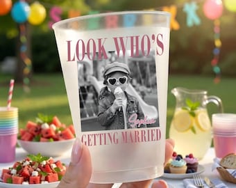 Personalized Look Who's Getting Married Frosted Cups, Custom Photo Bride Cups, Beach Bachelorette Party Cups, Wedding Frosted Cup
