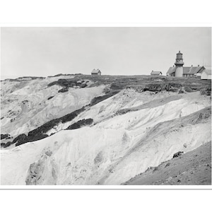 Gay Head Light | Wall Decor | Black and White Wall Art | Digital Download Printable Vintage Photograph | Restored Historic Photograph