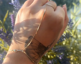 14k Solid Gold S Link Hand Chain Bracelet, Dainty Finger Jewelry