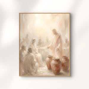 Peut inclure: Une impression d'art mural encadrée représentant une scène biblique dans un style peinture à l'huile. Une figure centrale se tient devant trois grandes jarres en terre cuite, entourée de personnes assises dans un décor doux et lumineux.