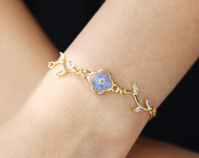 Pressed Real Flower Bracelet, Forget-me-not Flower Bracelet, Dainty Bracelet for Women, Christmas Gift, Handmade Jewelry, Gift for Her