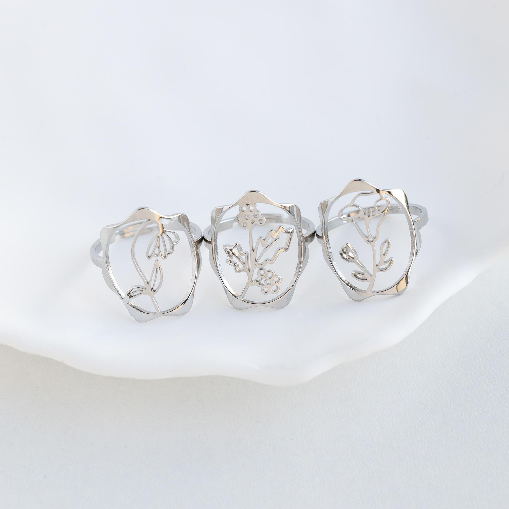 Personalized Birth Flower Ring, Custom Birth Flower Ring for Women ...