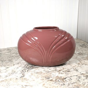 Vintage Haeger 4364 Pink / Mauve Oval Vase | 1980&#39;s Art Deco Revival Vase