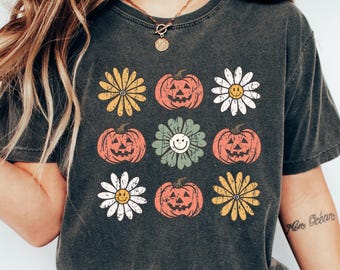 Floral Pumpkin Shirt, Boho Autumn Graphic Top, Cute Fall Harvest Tee, Thanksgiving Pumpkin Patch Outfit, Seasonal Floral Pumpkin Apparel