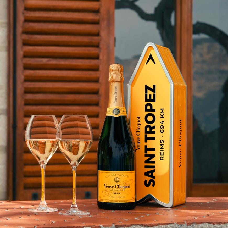 Personalized Veuve Clicquot City Arrow Gift Tin: Custom Champagne